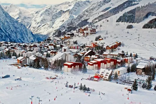 How Ski Resorts Are Going Green: The Environmental Impact of Sustainable Skiing